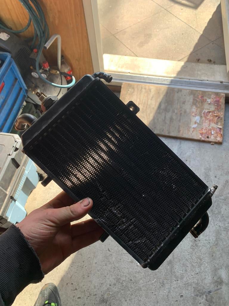 Paiggio hexagon radiateur 125/180 orgineel, Ophalen of Verzenden, Gebruikt