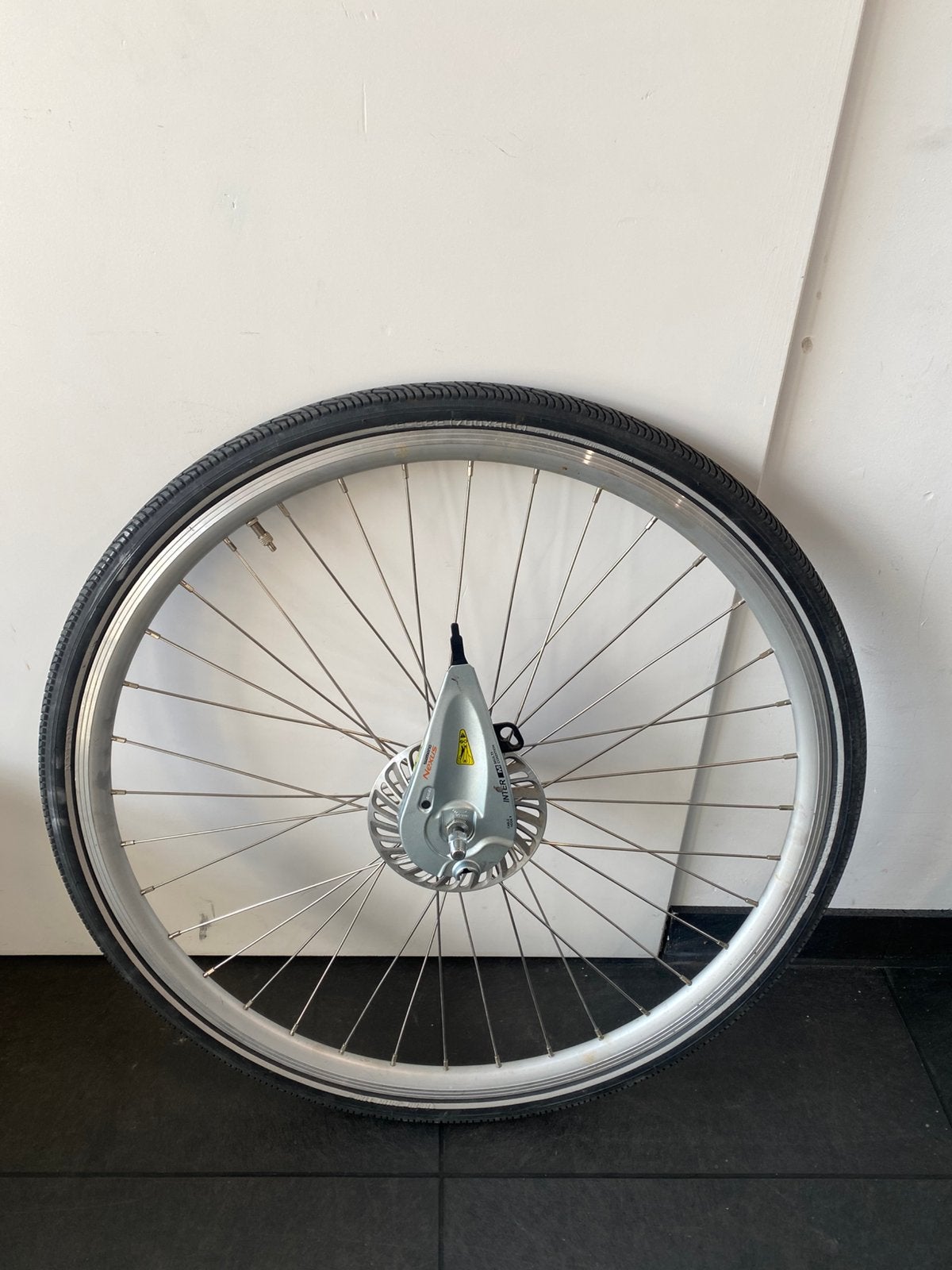 Voorwiel fiets, Ophalen, Zo goed als nieuw, Wiel