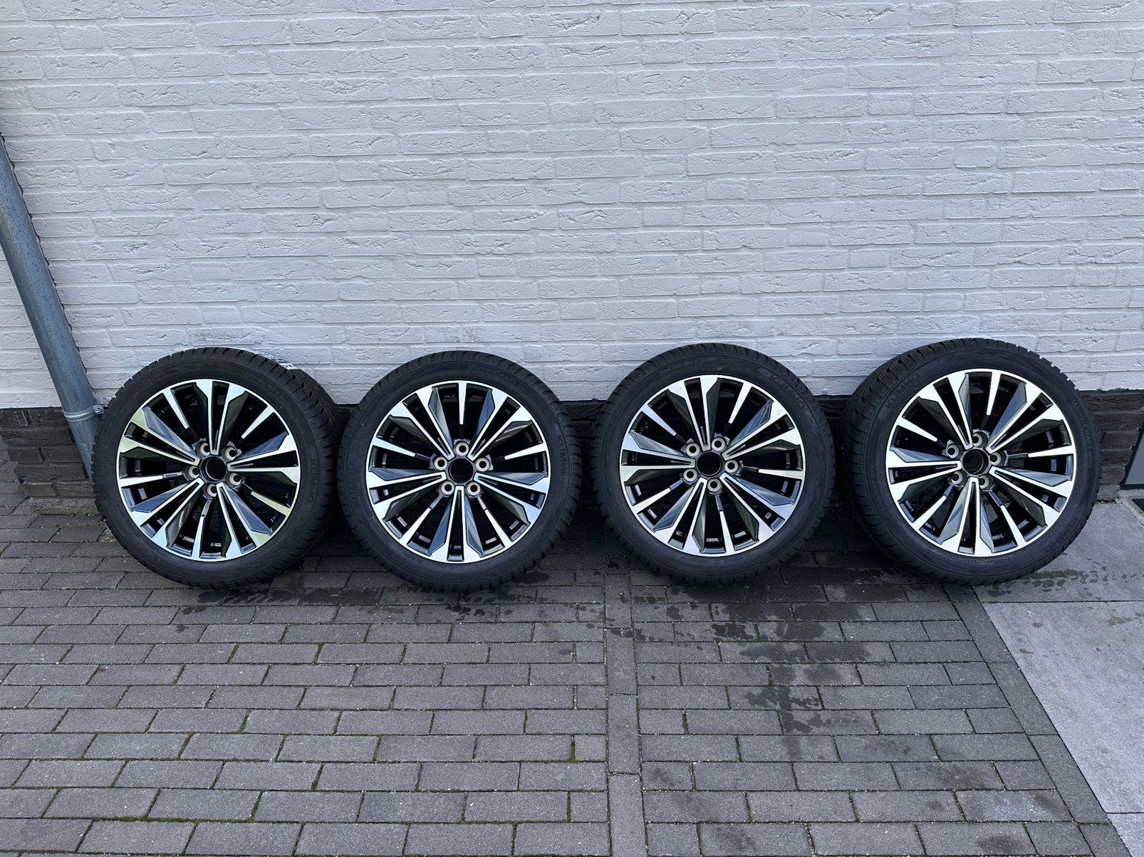 ️ 17” NIEUWE ORIGINELE TOYOTA COROLLA VELGEN WINTER 225-45, Auto-onderdelen, Ophalen, Banden en Velgen, Nieuw, 17 inch
