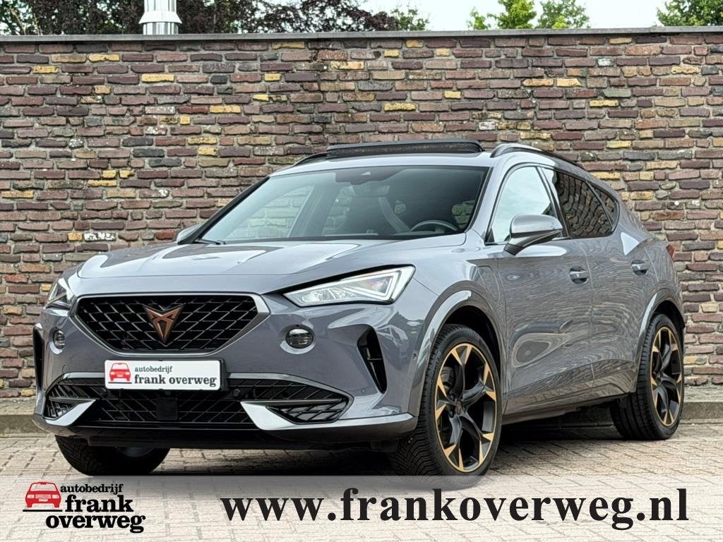 Cupra FORMENTOR 1.4 VZ E-HYBRID Panodak Leer Trekhaak SOH 10, 4 cilinders, Formentor, Bedrijf, Hybride Elektrisch/Benzine
