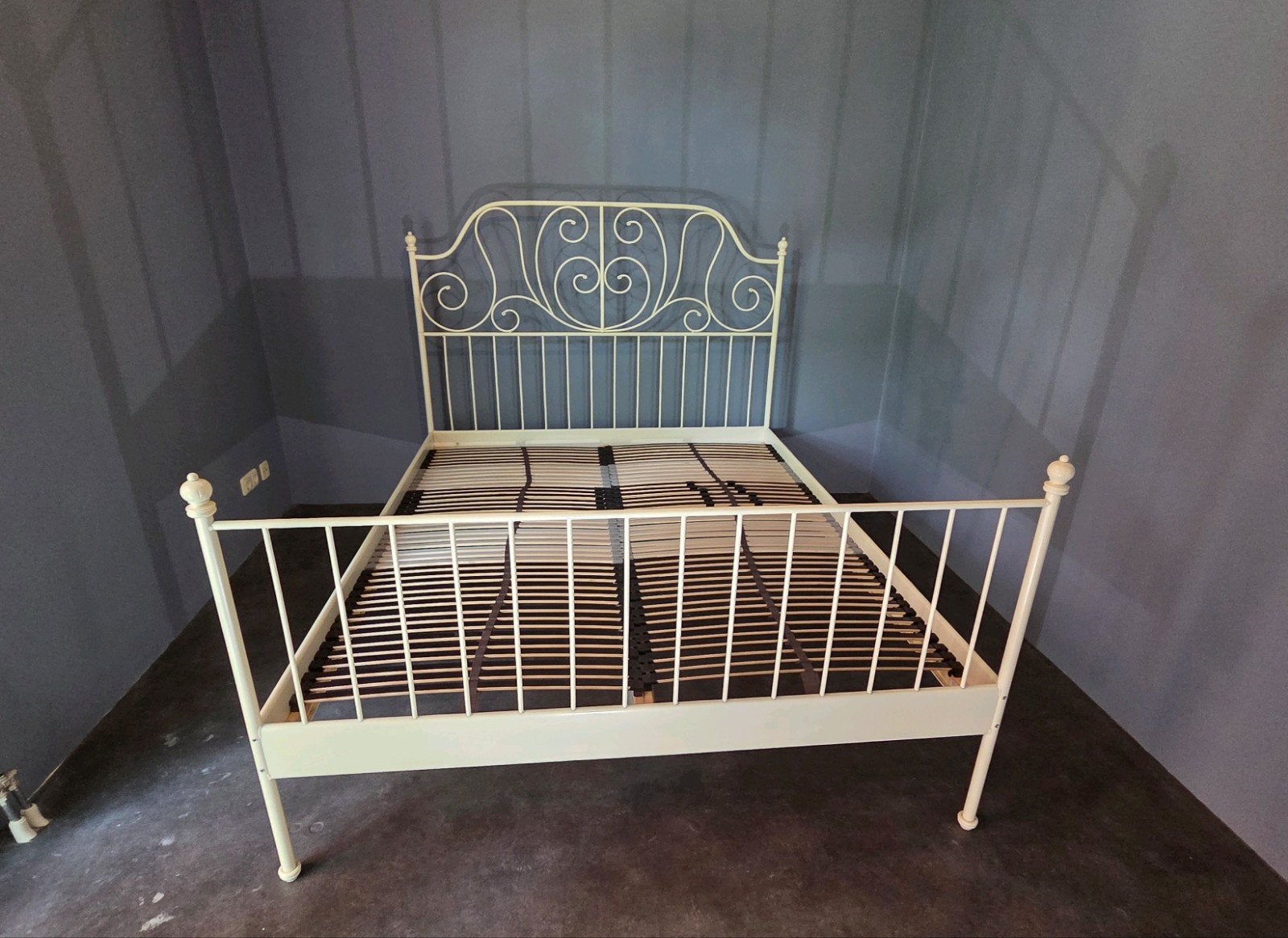 Leirvik Ikea wit tweepersoons bed met Leirsund lattenbodem, Ophalen, Gebruikt, Eenpersoons, Wit