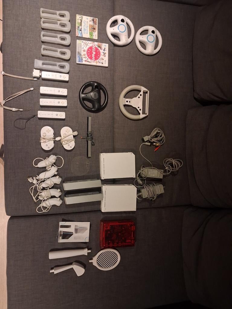Nintendo wii collectie, Spelcomputers en Games, Spelcomputers | Nintendo Wii, Gebruikt, Met 3 controllers of meer, Met games, Ophalen