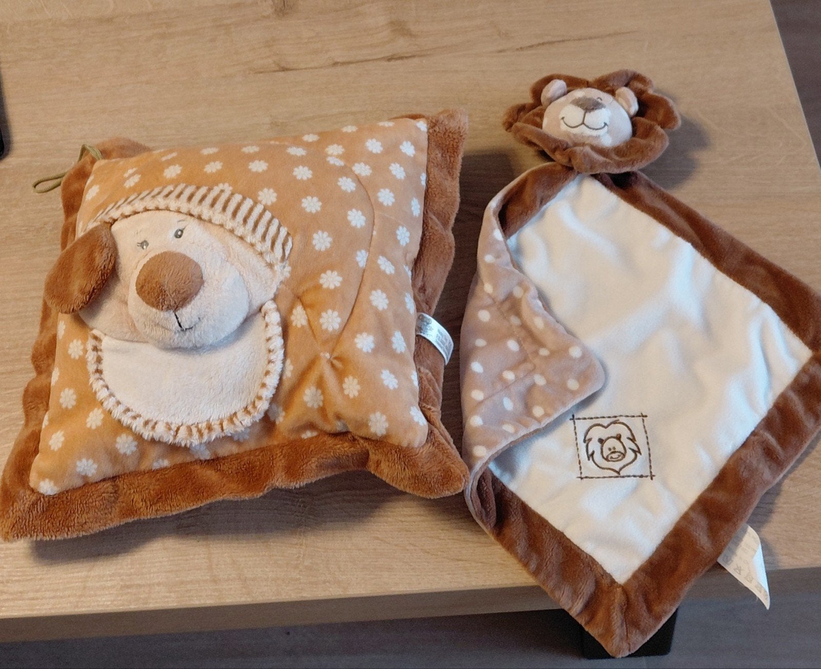 Hond en beertje knuffeldoekje, Zo goed als nieuw, Wasbaar, Nicotoy, Bruin