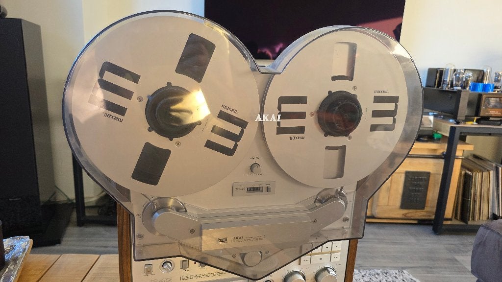 Akai bandrecorder stofkap, Ophalen, Onderdeel