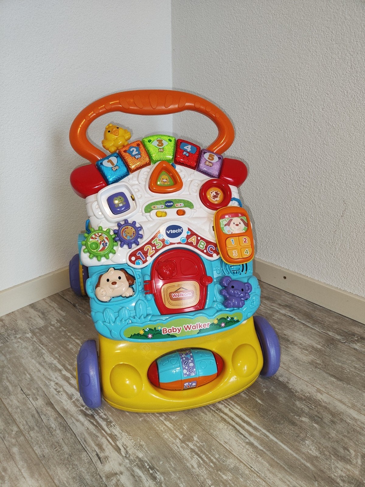 VTech Babywalker met afneembaar activiteiten centrum, Ophalen, Zo goed als nieuw, Overige typen, Met licht