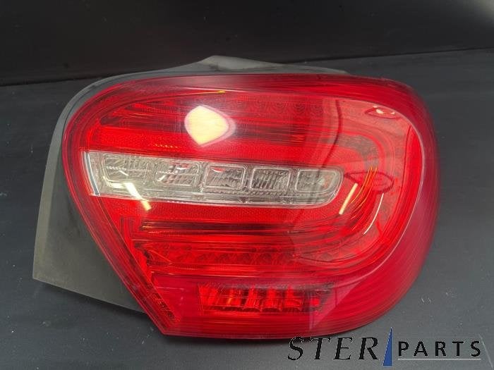 Achterlicht rechts van een Mercedes A-Klasse, Gebruikt, -, Ophalen of Verzenden, -