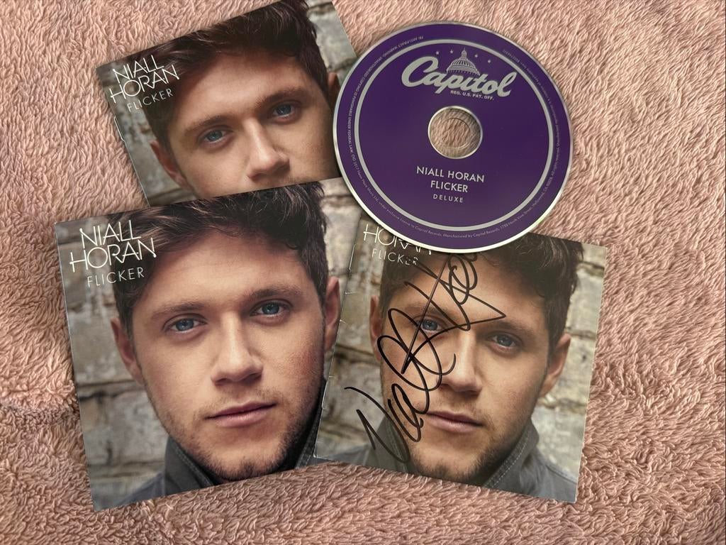 Gesigneerde booklet met Niall Horan Flicker CD, Ophalen of Verzenden, 2010 - 2019, Gebruikt