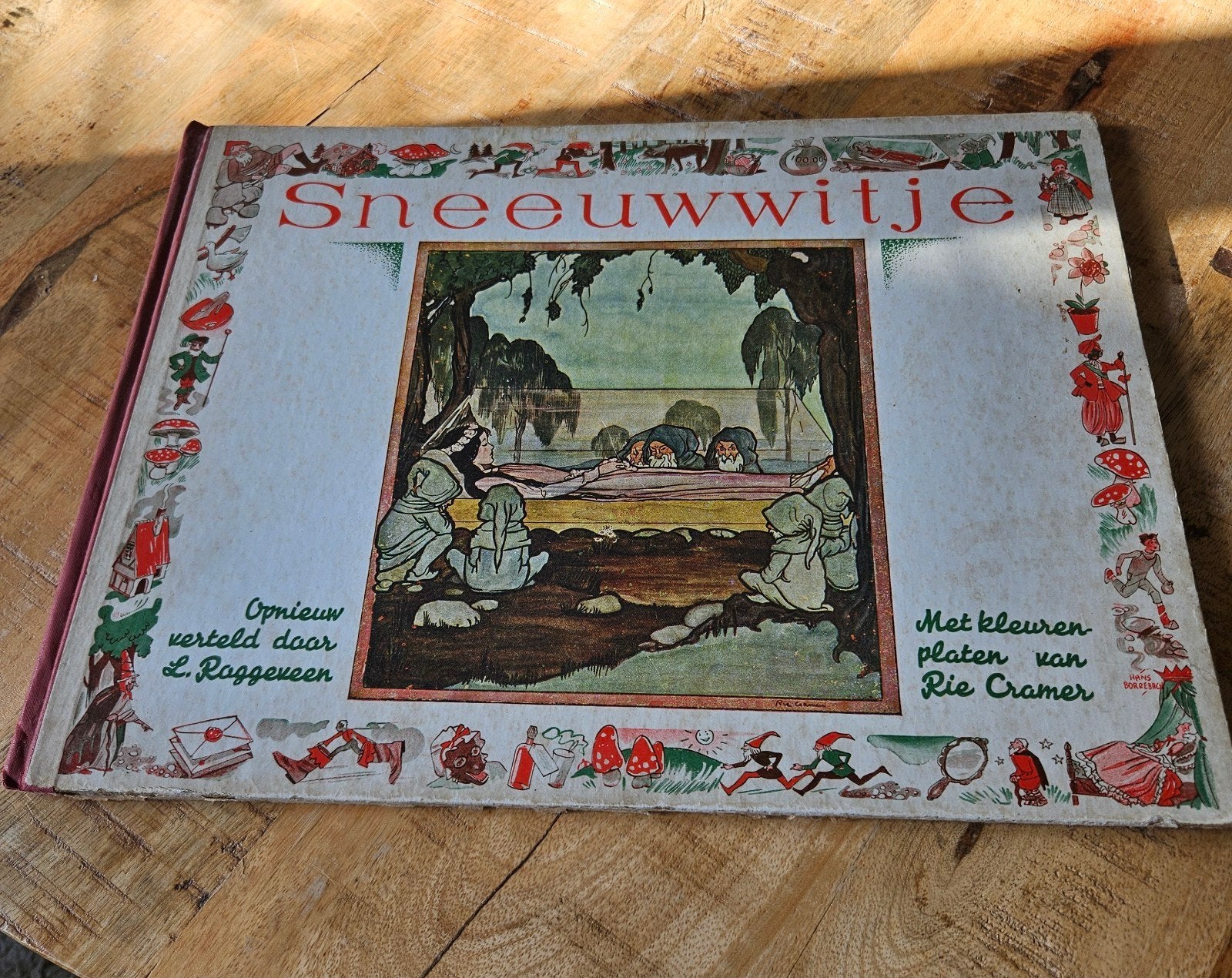 Sneeuwwitje - Sprookjesboek met kleurenplaten, Boeken, Ophalen of Verzenden, Gelezen, L. Roggeveen, Rie Cramer