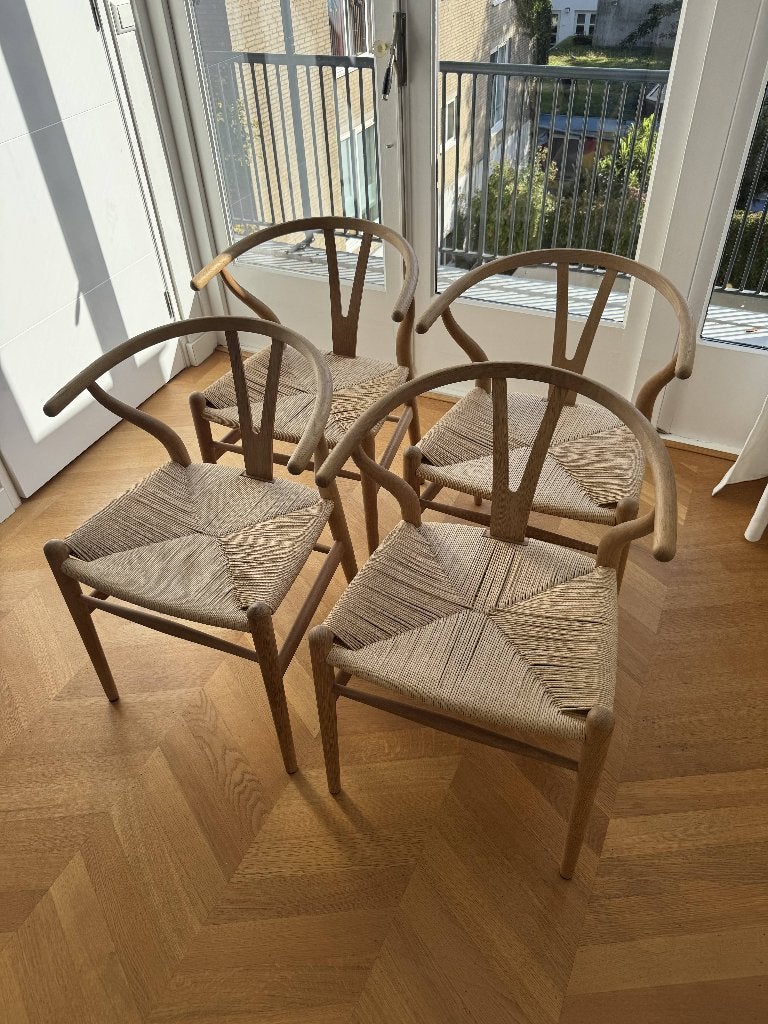 Carl Hansen Wishbone CH24 - Set van 4 design stoelen, Ophalen, Gebruikt, Bruin, Vier