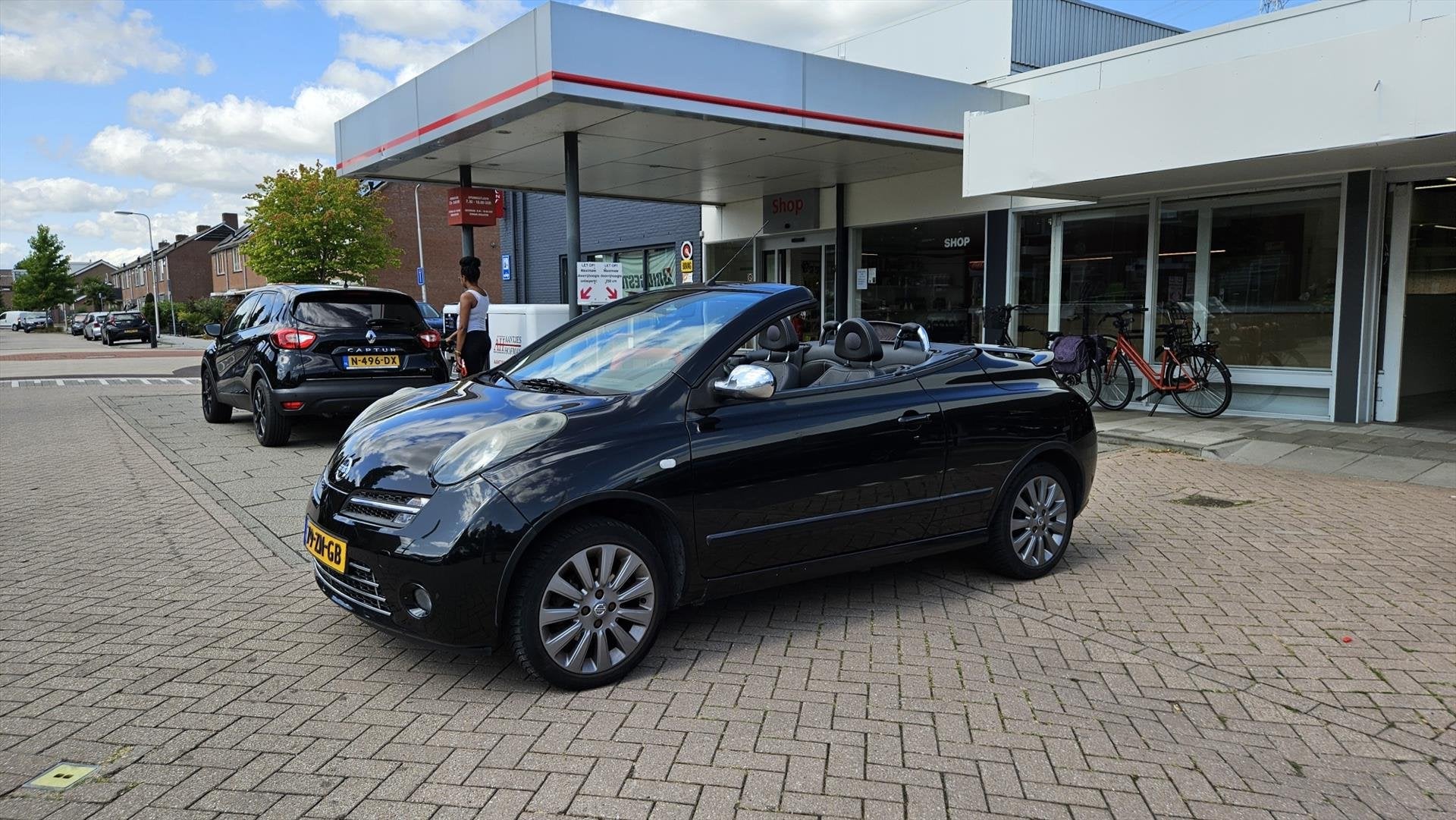 NISSAN Micra 1.6 C+C AUT Tekna, Voorwielaandrijving, Gebruikt, 4 cilinders, 4 stoelen