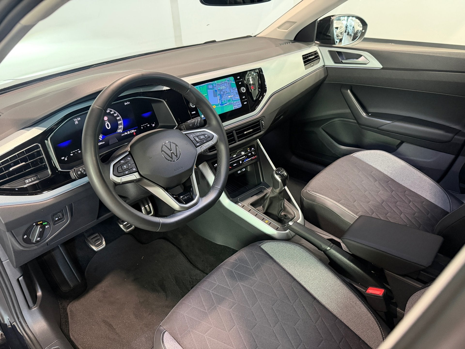 Volkswagen TAIGO 1.0 TSI GOAL|LED|Carplay|Stoelverw.|All-Sea, Voorwielaandrijving, Dealer onderhouden, Stof, Gebruikt