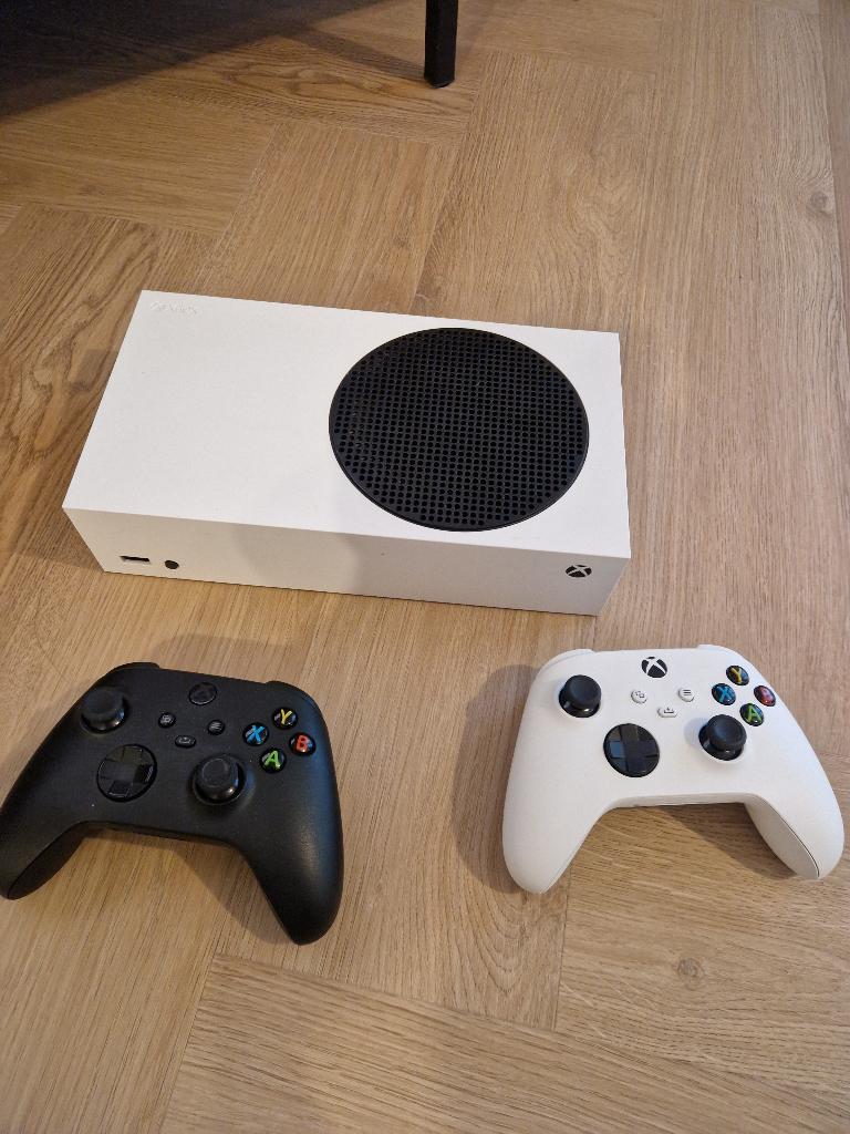 Xbox series S en controllers, Ophalen, Gebruikt, Xbox Series S
