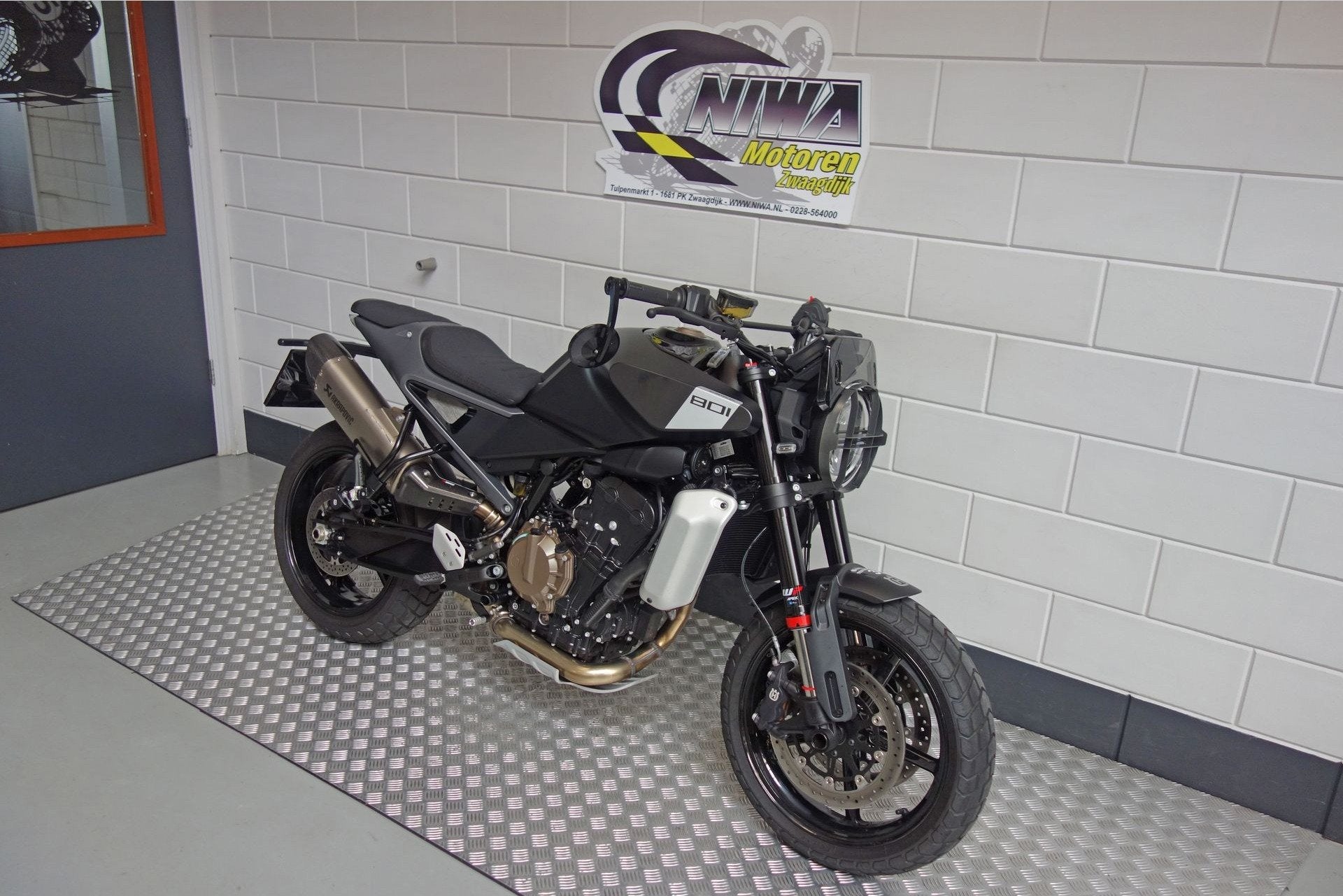 Husqvarna Svartpilen 801, Motoren, LED Verlichting, Meer dan 35 kW, Overig, Gebruikt