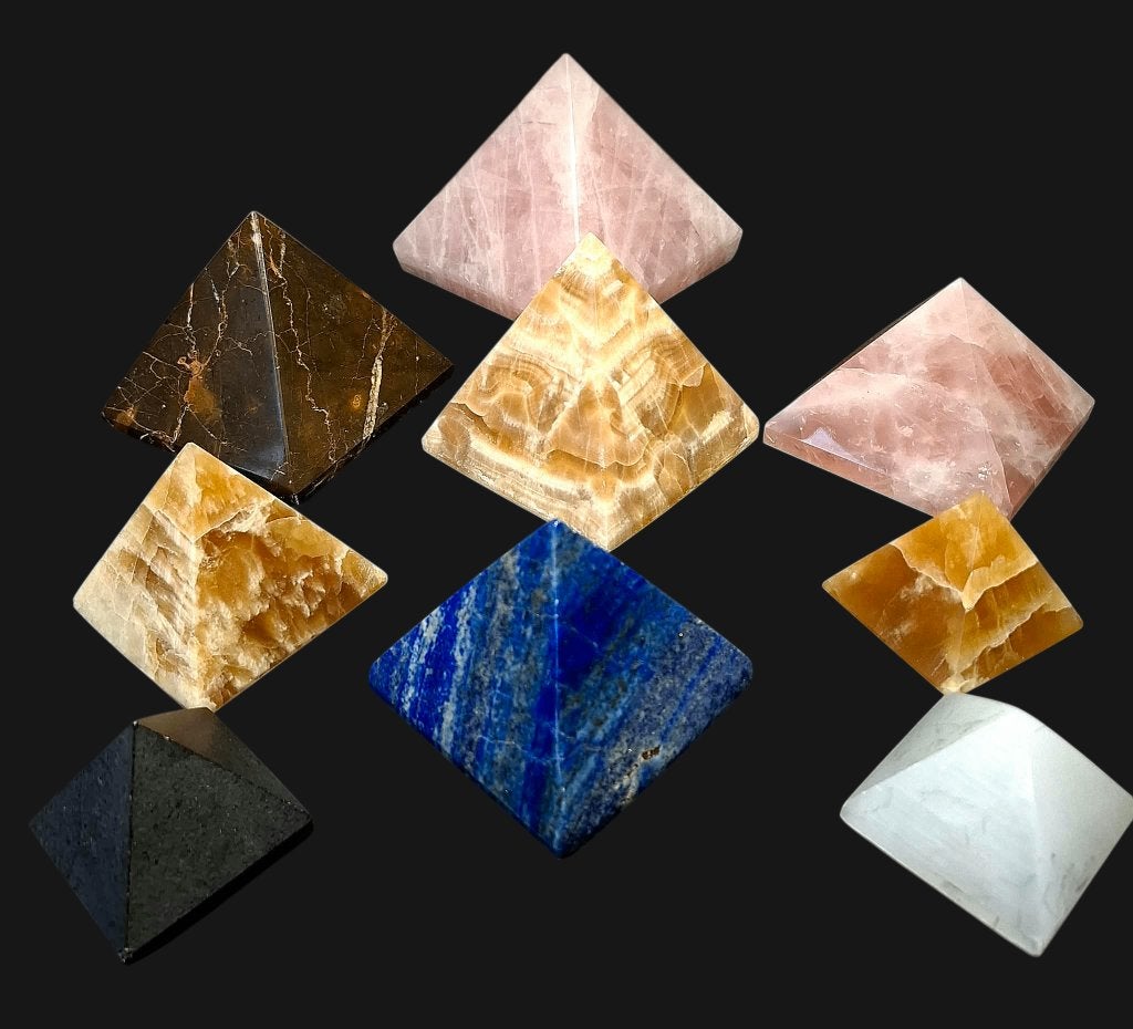 Zeer bijzondere piramides, Ophalen of Verzenden, Mineraal