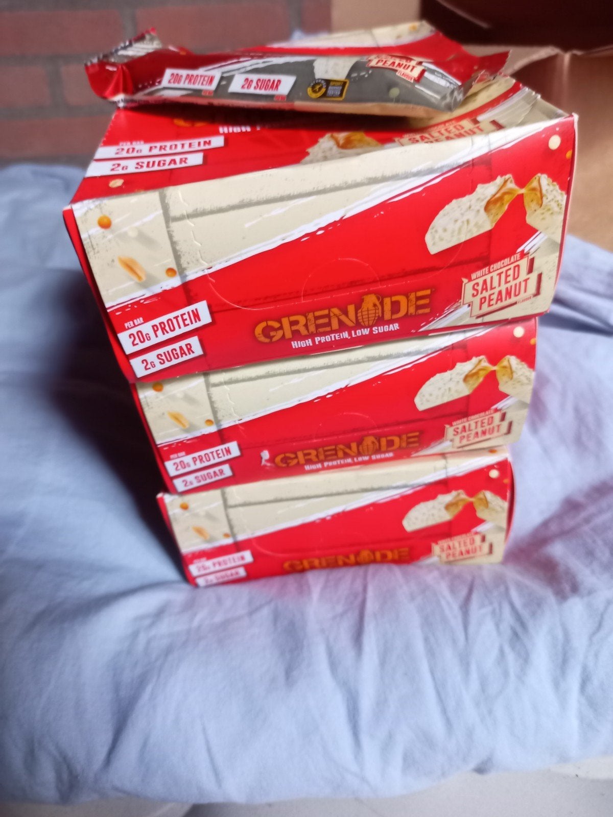 Grenade Protein Bars - White Chocolate Salted Peanut, Ophalen of Verzenden, Nieuw, Overige typen