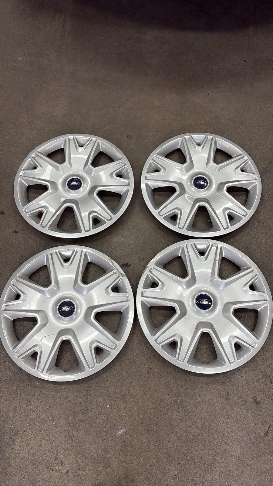 Set Ford Wieldoppen 17 inch 4 stuks, Ophalen of Verzenden, Gebruikt