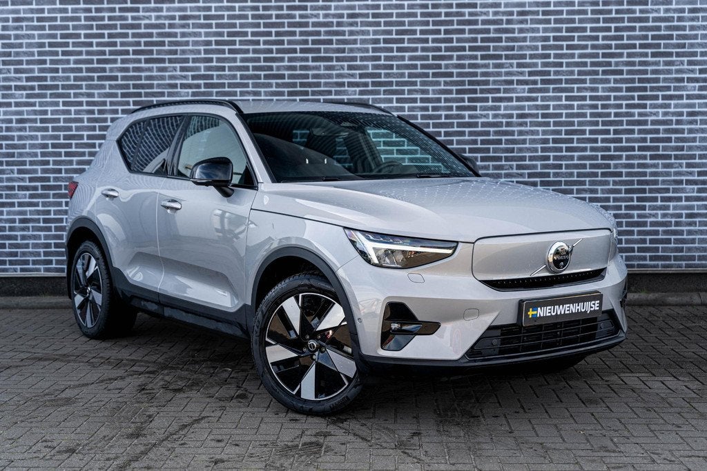 Volvo EX40 Single Motor Extended Range Plus 82 kWh | Google, Auto's, Volvo, 12 maanden, Gebruikt, 1975 kg, SUV of Terreinwagen