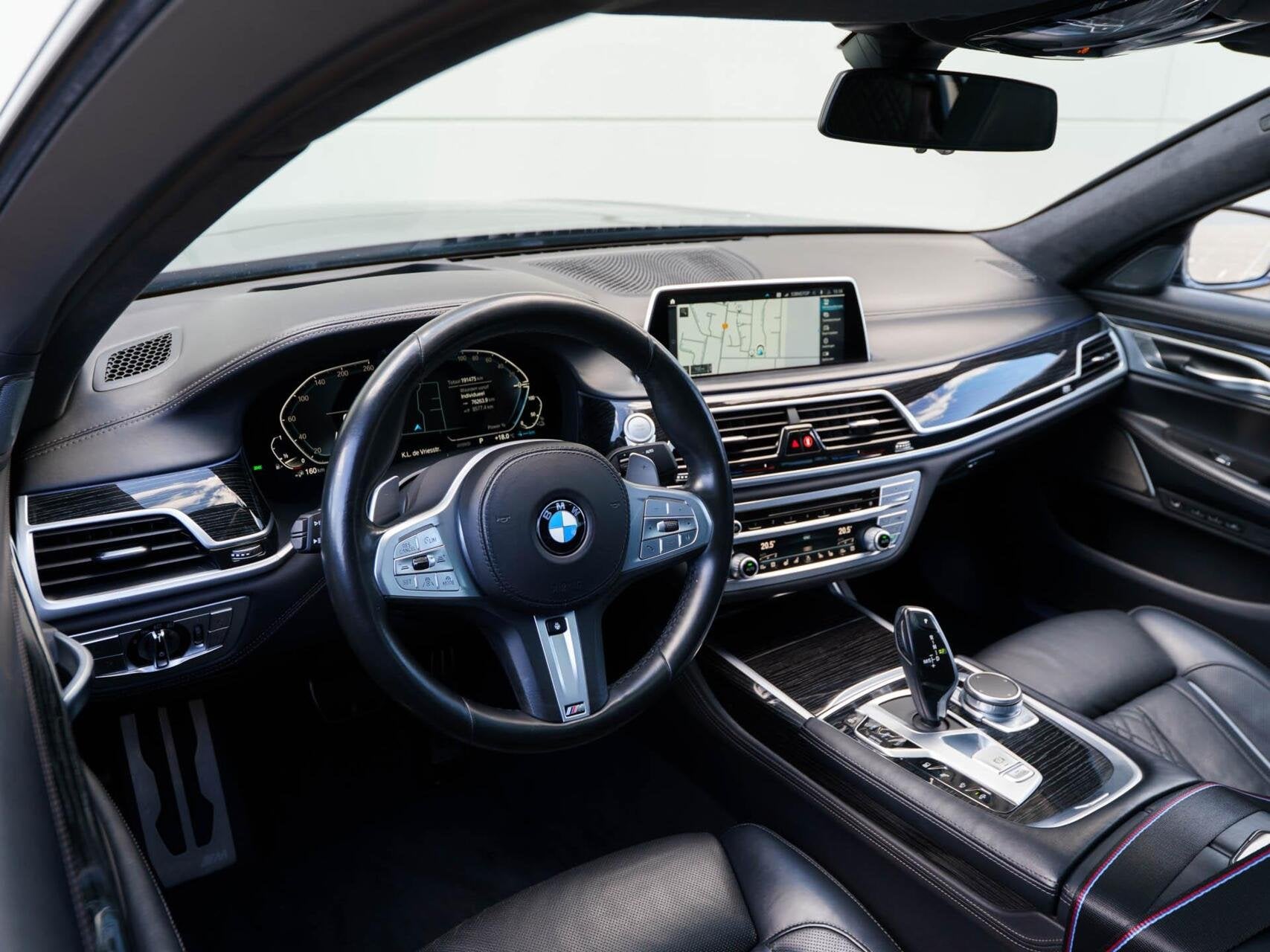 BMW 7-serie 745e High Executive M-Sport | Panoramadak | Lase, Auto's, BMW, Automaat, Achterwielaandrijving, Gebruikt, 394 pk