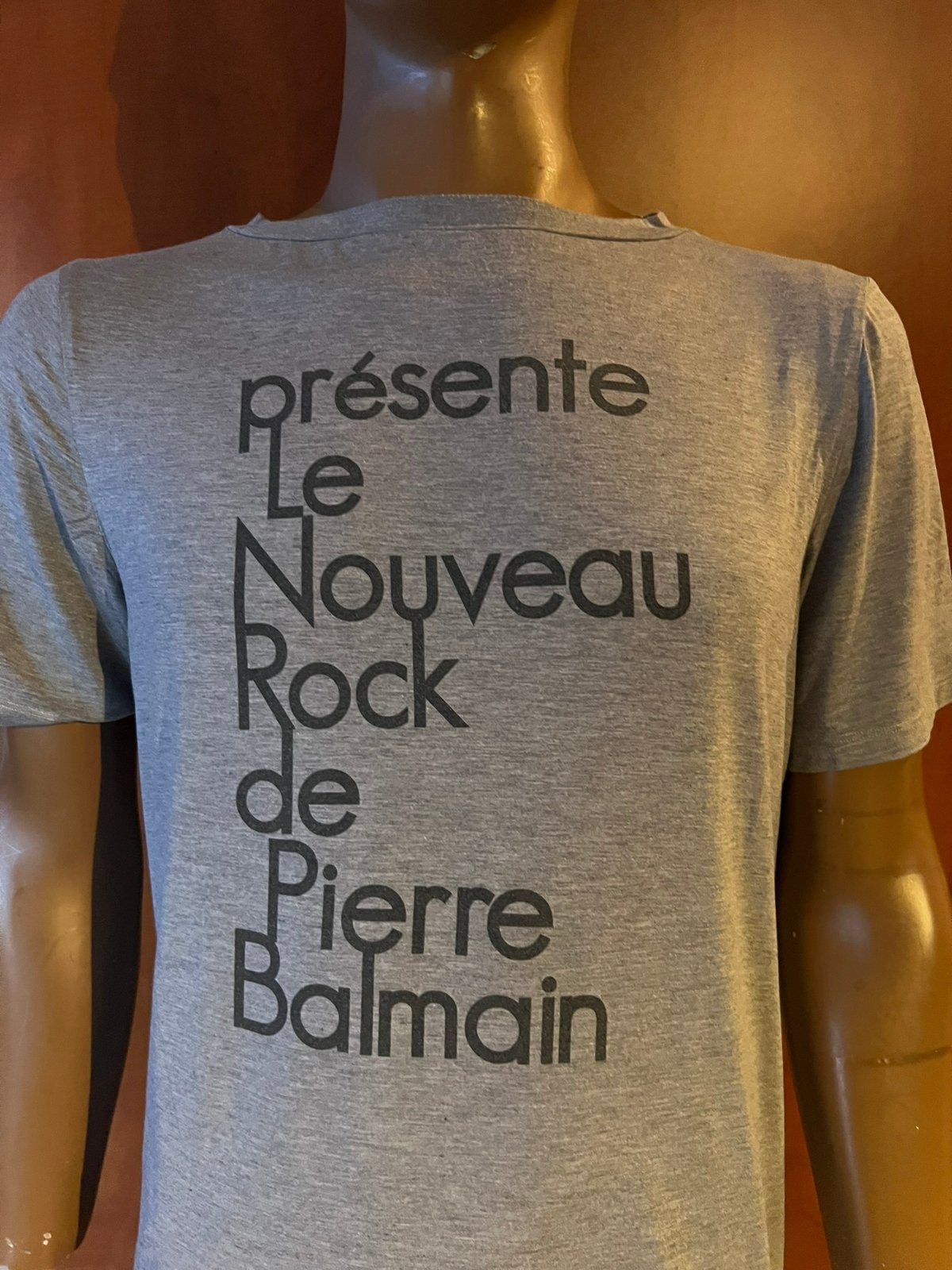 BALMAIN T-shirt L origineel ZGAN, Maat 52/54 (L), R, Ophalen of Verzenden, Grijs