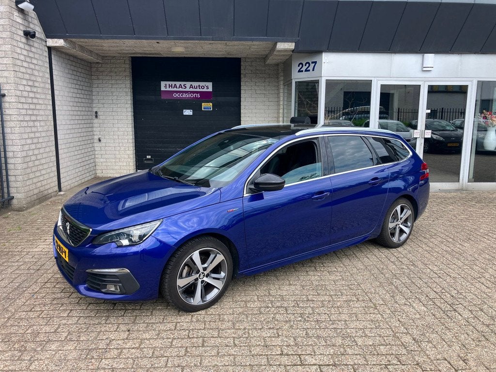 Peugeot 308 SW 1.5 BlueHDi Blue Lease GT-Line / LEDER / PANO, Parkeersensor, Gebruikt, 4 cilinders, Blauw