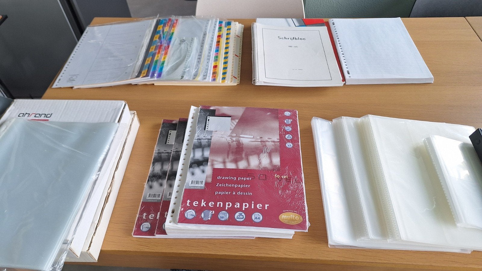 Diverse schrijfwaren, alfabet, nummer tab en insteekhoezen, Ophalen of Verzenden
