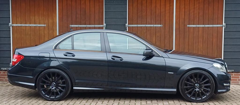 Mercedes-Benz C-Klasse 180 Avantgarde | AMG pakket | Bluetoo, Auto's, Automaat, Euro 5, Gebruikt, 1532 kg