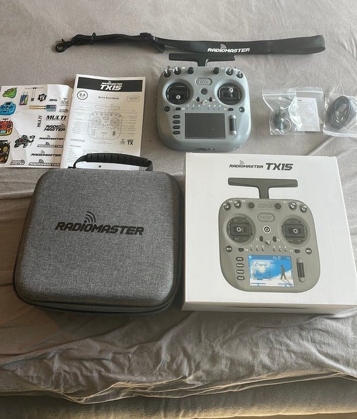 Radiomaster tx15 gray LBT en neck strap, Ophalen, Zo goed als nieuw