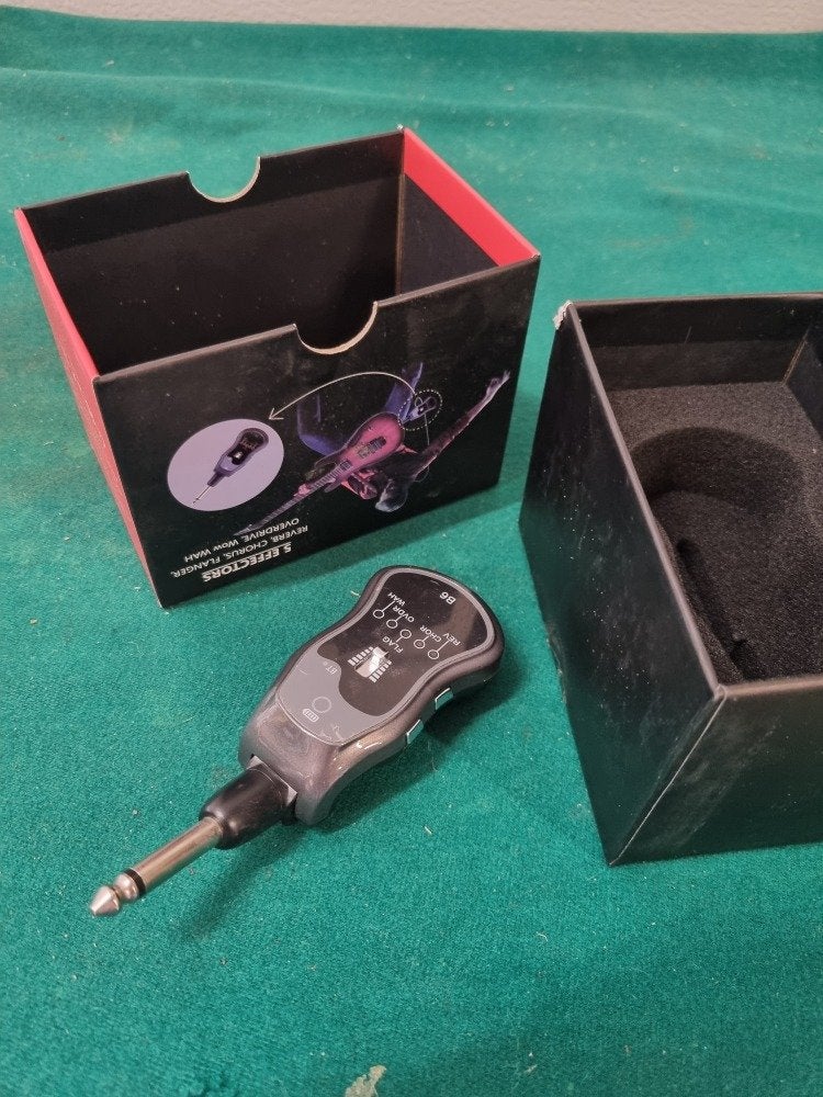 gitaareffectenprocessor b6, Ophalen of Verzenden, 'T Olde Gre-j, Info@toldegrej.nl, Endepoelstraat 20f Didam