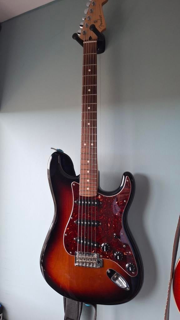 Fender Stratocaster MIM, Ophalen of Verzenden, Zo goed als nieuw, Solid body, Fender