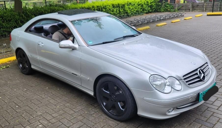 Mercedes clk 200 kompressor evt voor onderdelen crossauto, Ophalen of Verzenden, Voor, Spatbord