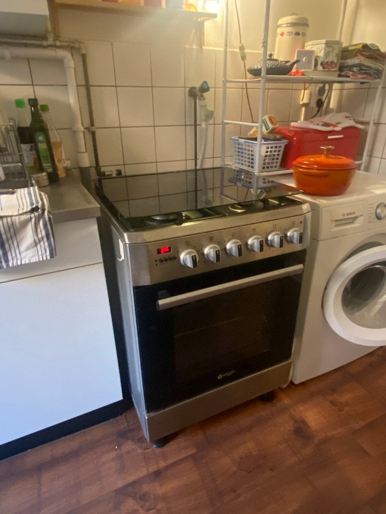 Wiggo gasfornuis goede staat, Witgoed en Apparatuur, Fornuizen, Ophalen, Gebruikt, Hete lucht, 4 kookzones
