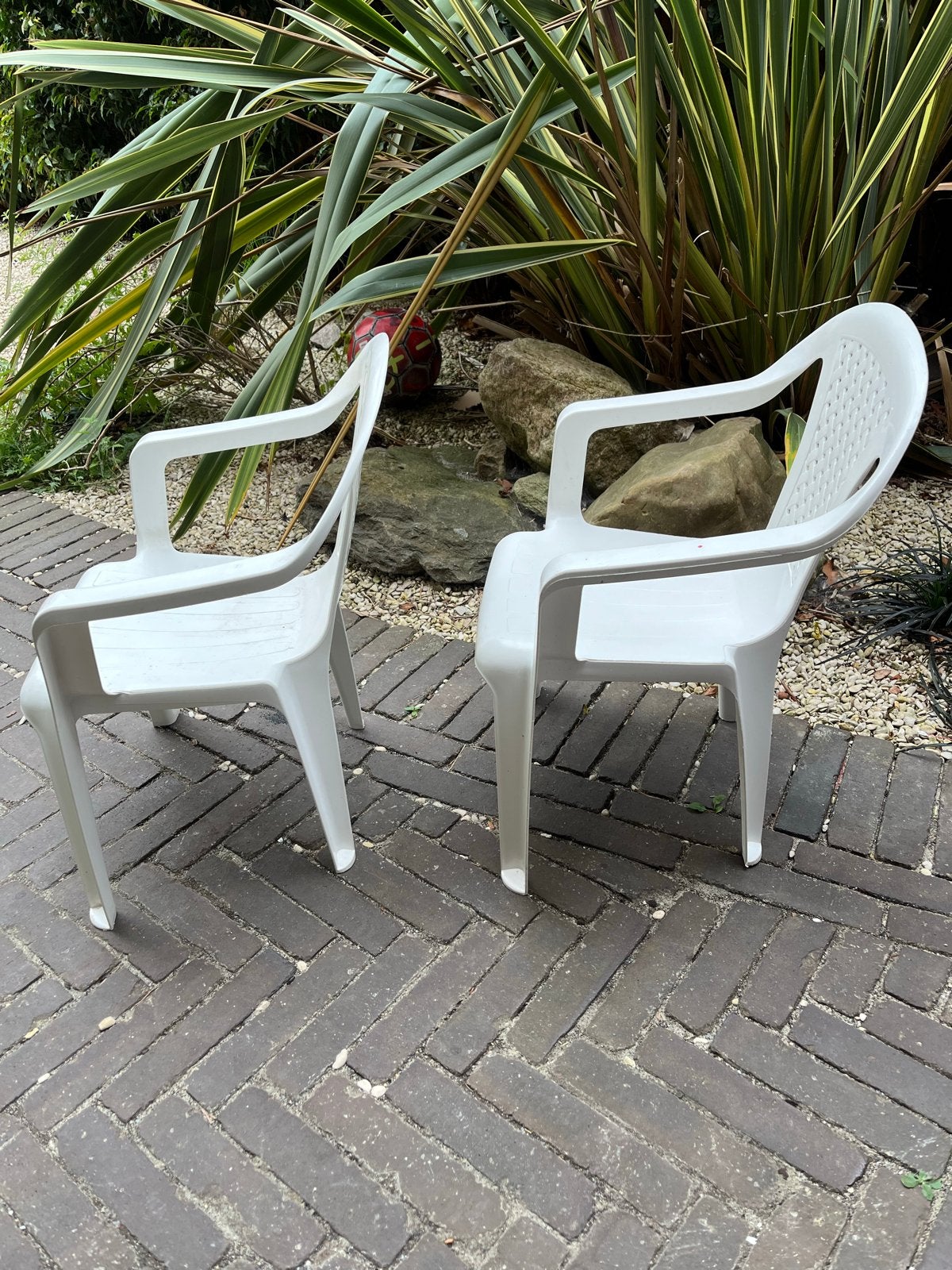 2 witte kinderstoeltjes, Ophalen, Gebruikt, Kunststof