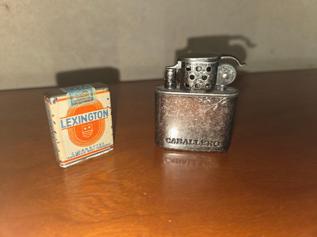 Vintage Caballero aansteker en Lexington sigarettenpakje, Ophalen of Verzenden, Gebruikt, Aansteker