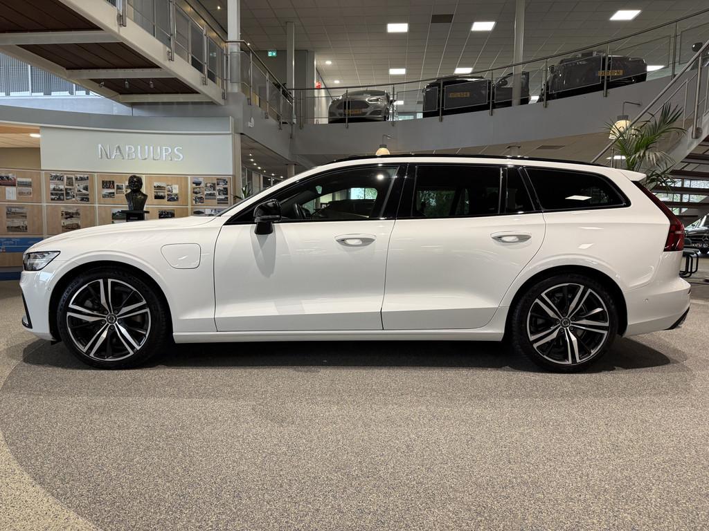Volvo V60 2.0 T8 AWD R-Design, Pano, 360cam, H/K, Pilot assi, Automaat, 12 maanden, Gebruikt, Euro 6