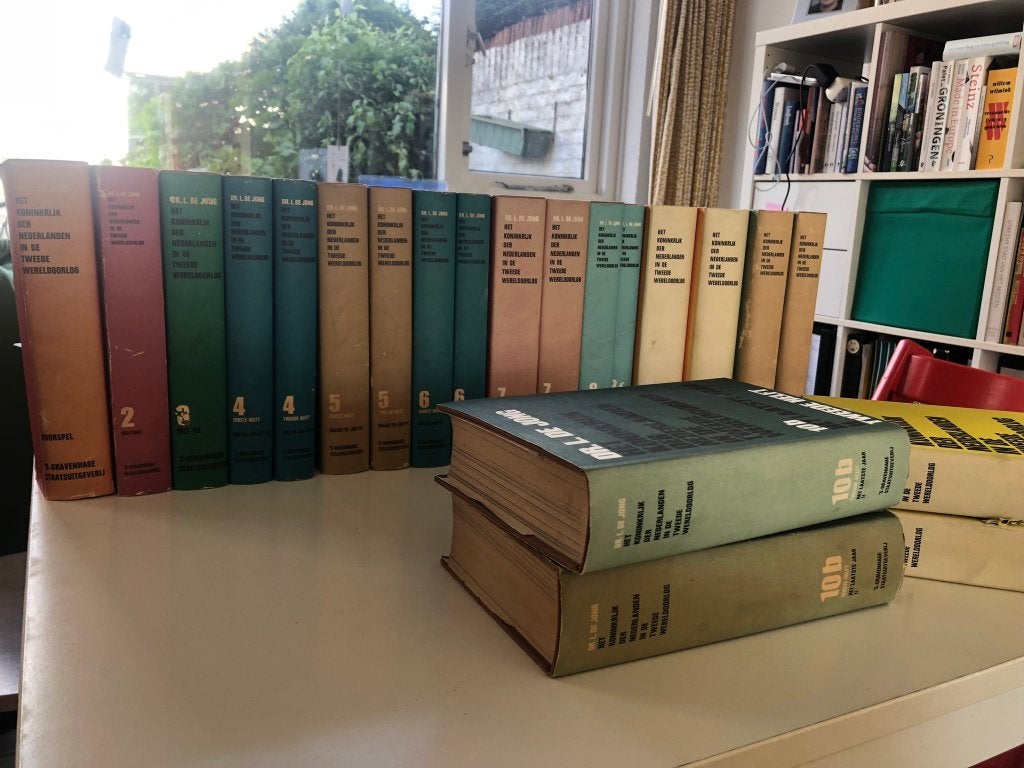 Complete serie Dr. L. de Jong Het koninkrijk der Nederlanden, Boeken, Ophalen, 20e eeuw of later, Gelezen, L. de Jong