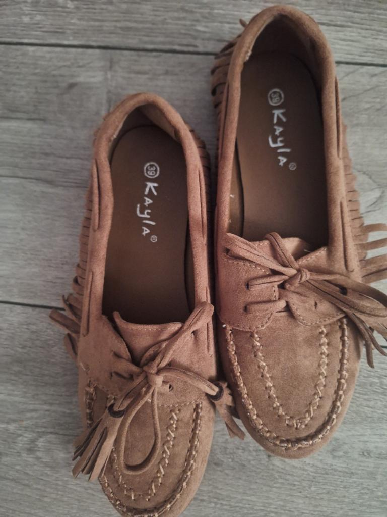 Dames schoenen, Kleding | Dames, Schoenen, Ophalen of Verzenden, Nieuw, Bruin, Sneakers of Gympen