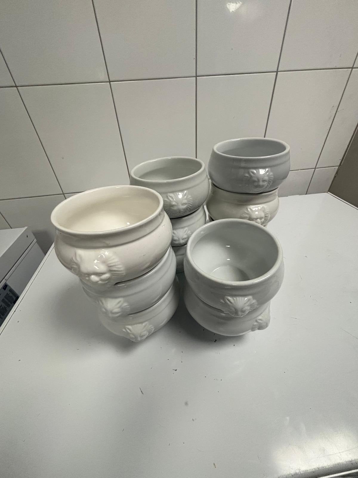 43 Soepkommen met Leeuwenkop - Wit Keramiek, Gebruikt, Ophalen of Verzenden, Kom(men), Klassiek