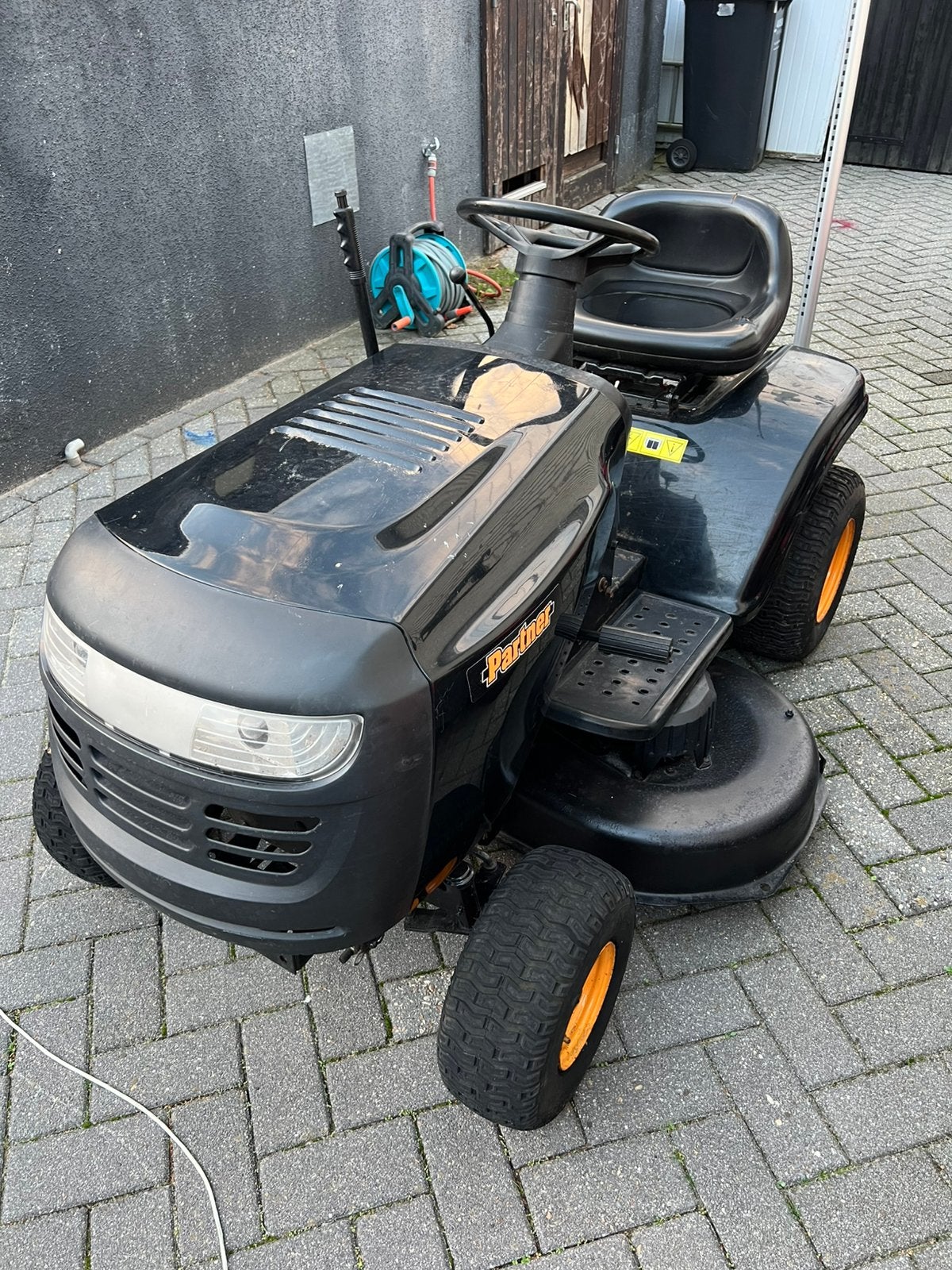 Zitmaaiers, Ophalen, Zo goed als nieuw