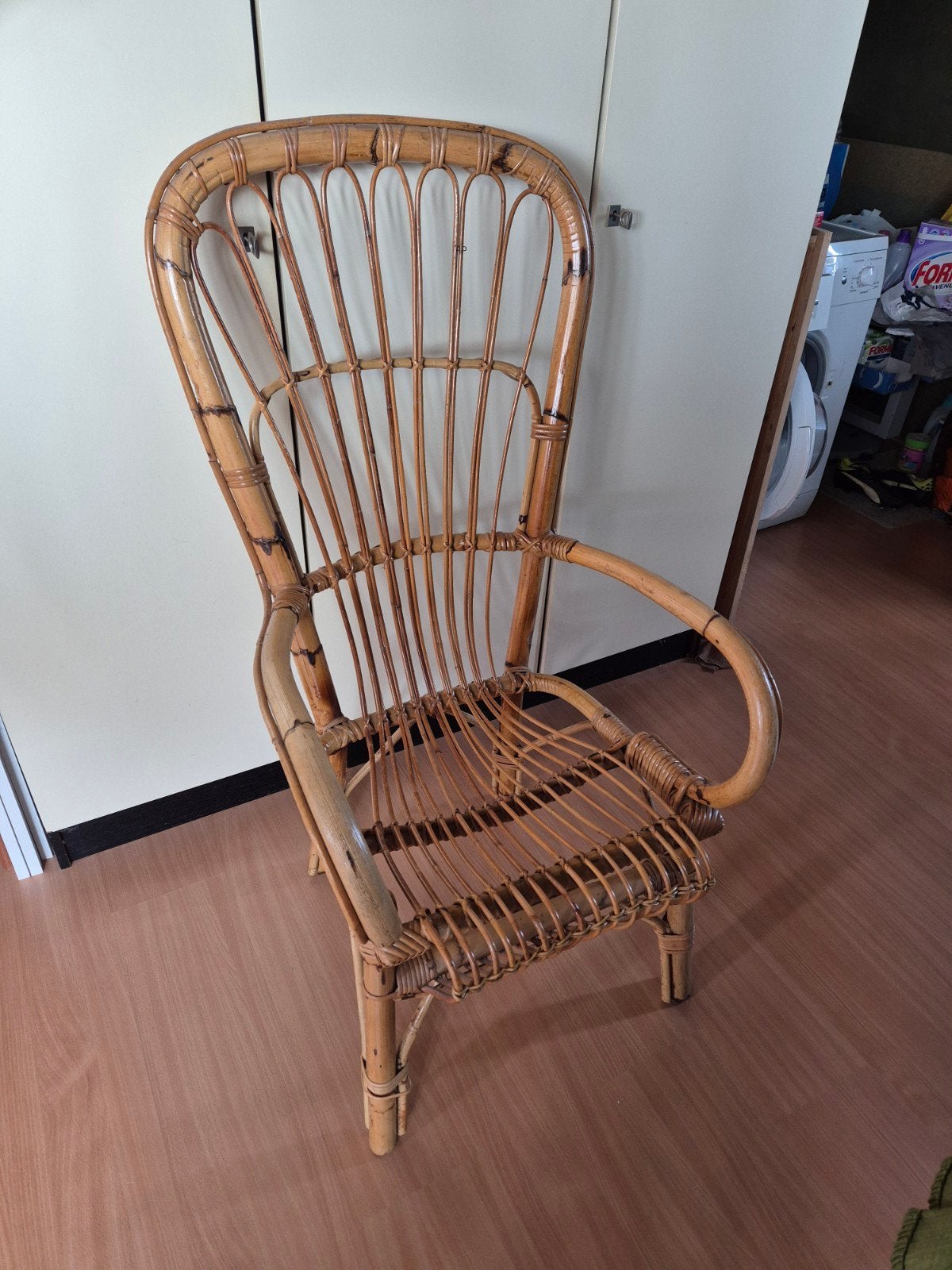 Rotan stoel met groen kussen, Huis en Inrichting, Ophalen, Gebruikt, Overige kleuren, Stof