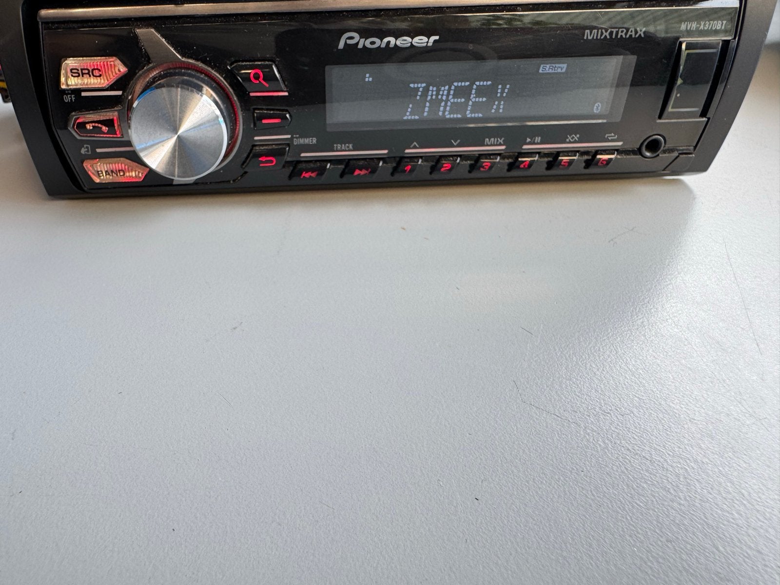 Pioneer MVH-X370BT Autoradio met Bluetooth en USB, Ophalen of Verzenden, Zo goed als nieuw