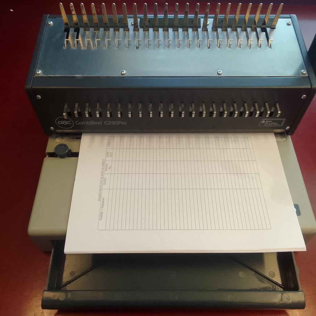 GBC ComBind C250Pro - Professionele Inbindmachine (Metaal),, Ophalen, Zo goed als nieuw