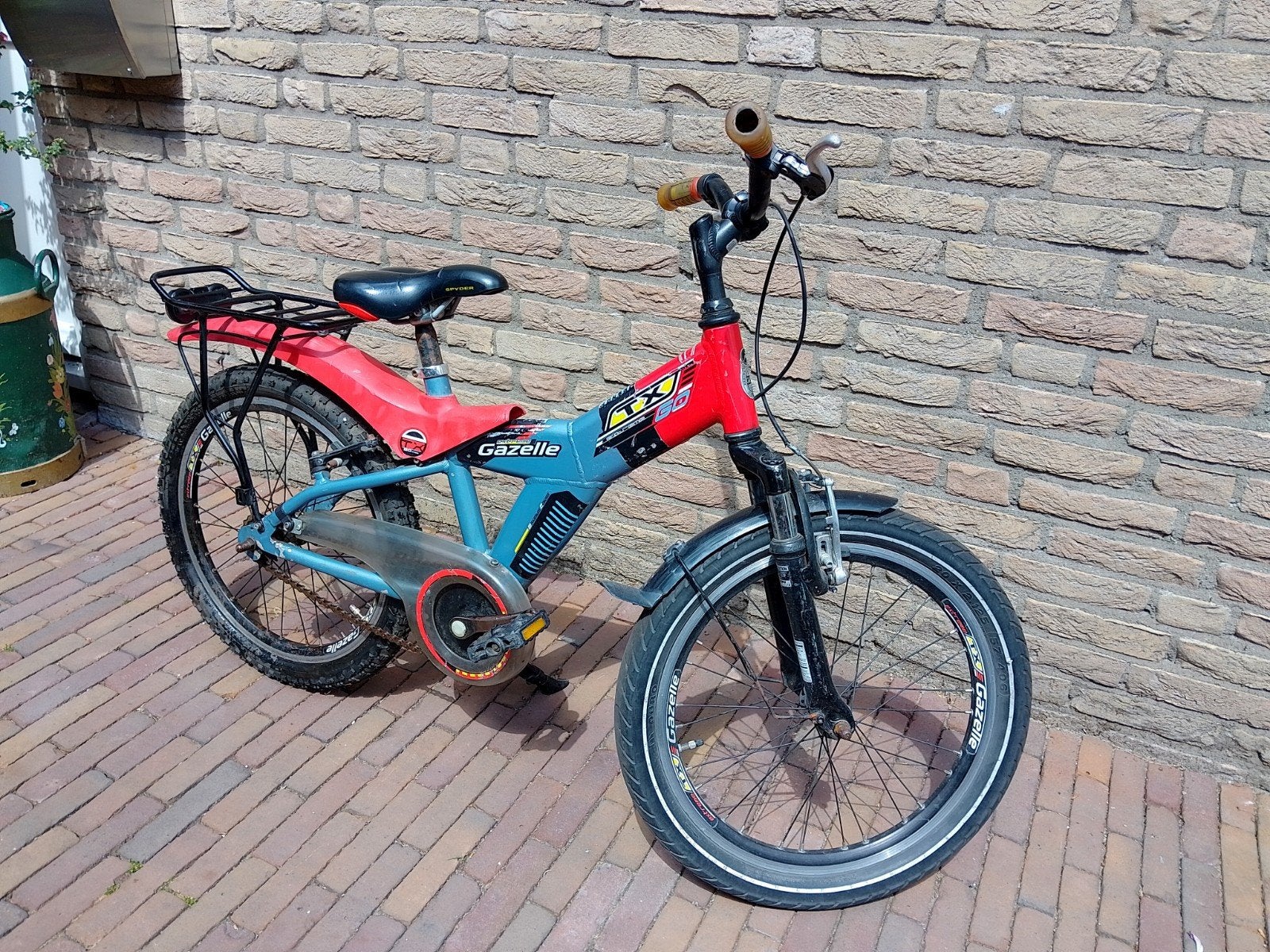 Stoere gazelle kinderfiets 20 inch met achterlicht, Ophalen, Gebruikt, Gazelle fiets, Terugtraprem