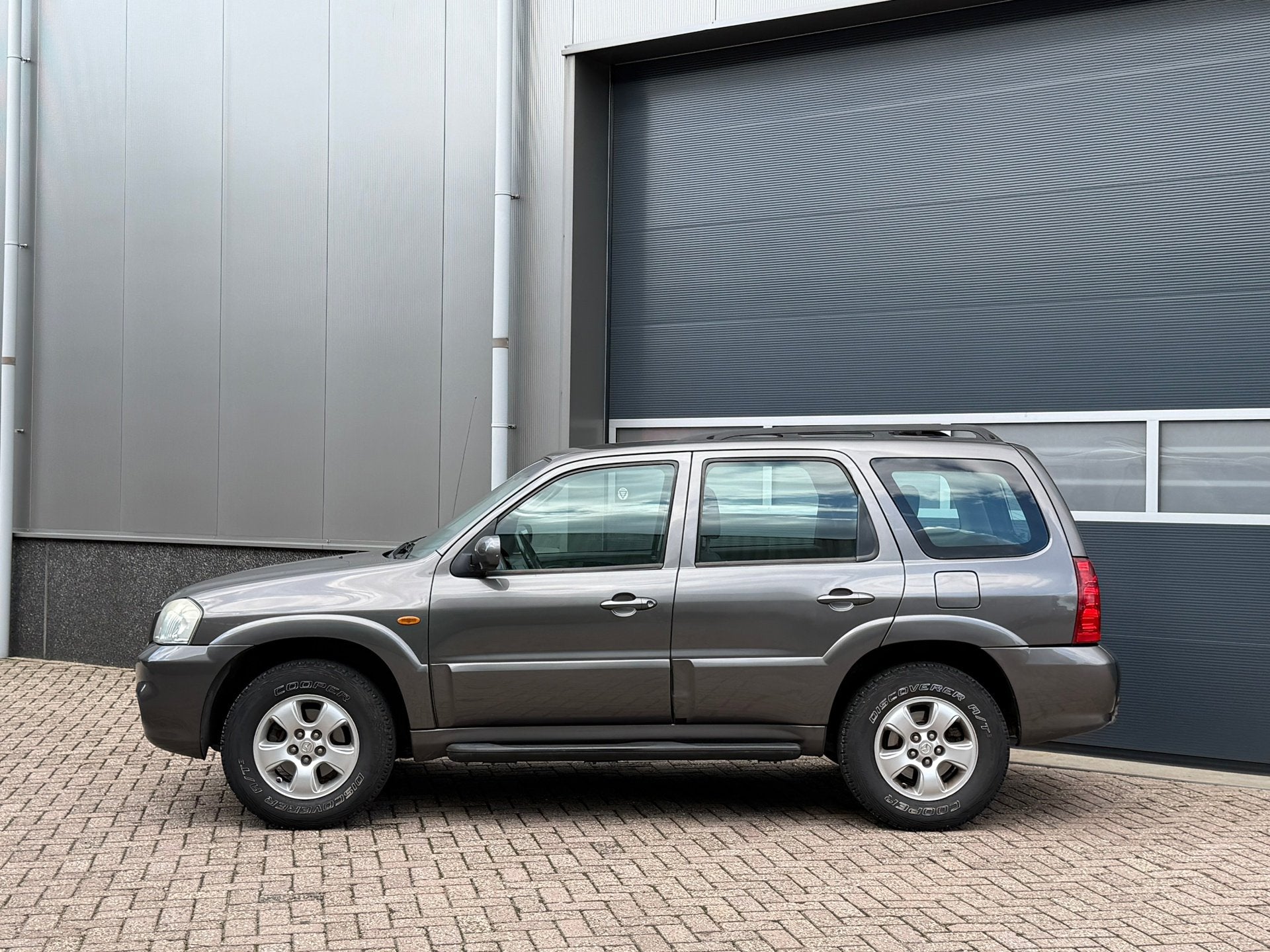 Mazda Tribute 2.3i Touring bj.2004 Airco|Trekh|Cc|Nap., Auto's, Stof, Gebruikt, 680 kg, 4 cilinders