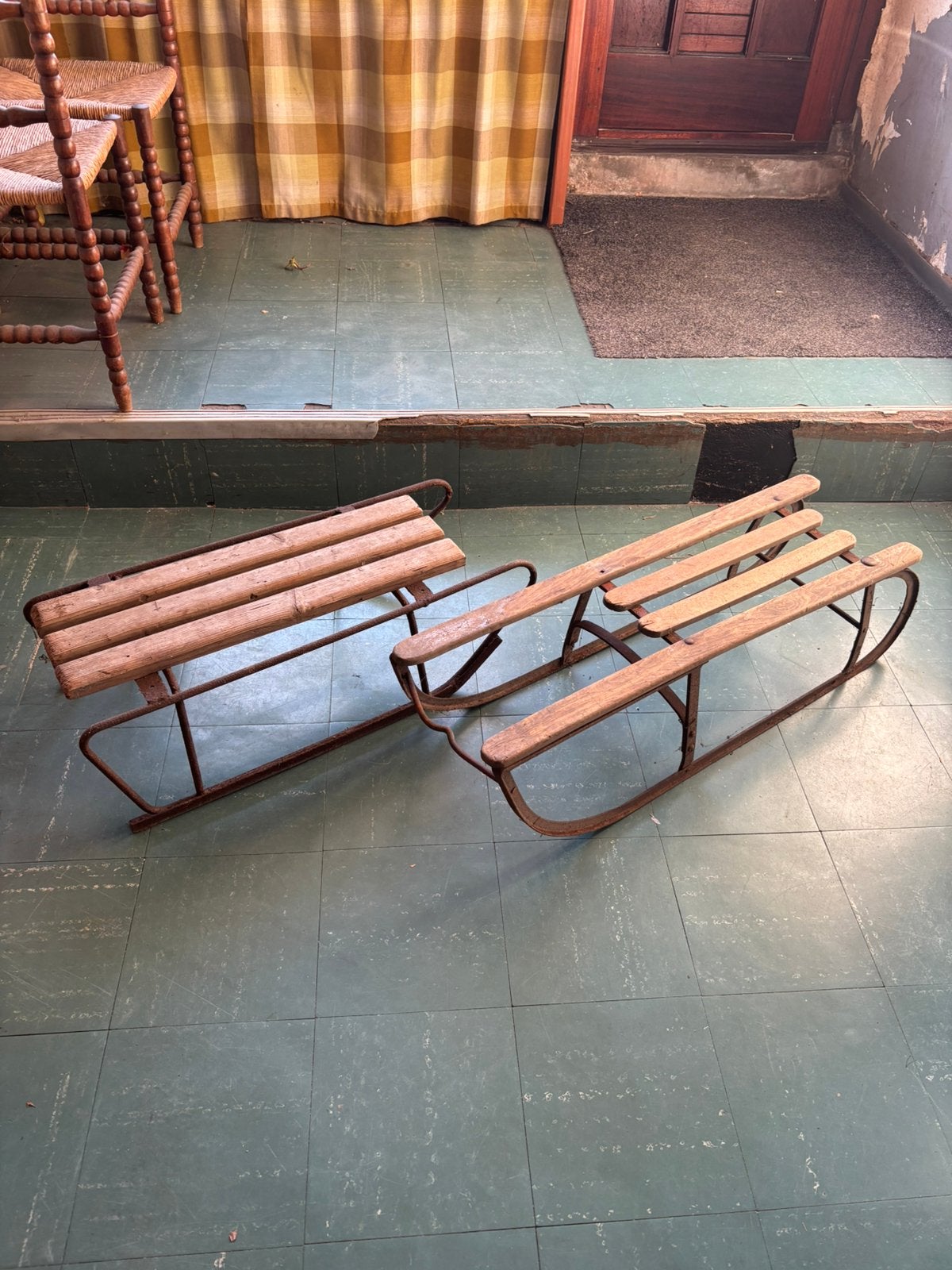 Vintage Houten Slee met Metalen Glijders, Antiek en Kunst, Ophalen