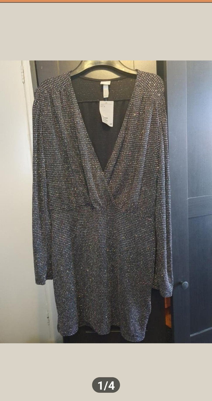 H&M Glitter Jurk met V-hals - Maat M, Kleding | Dames, Jurken, Maat 38/40 (M), H&M, Zwart, Ophalen of Verzenden