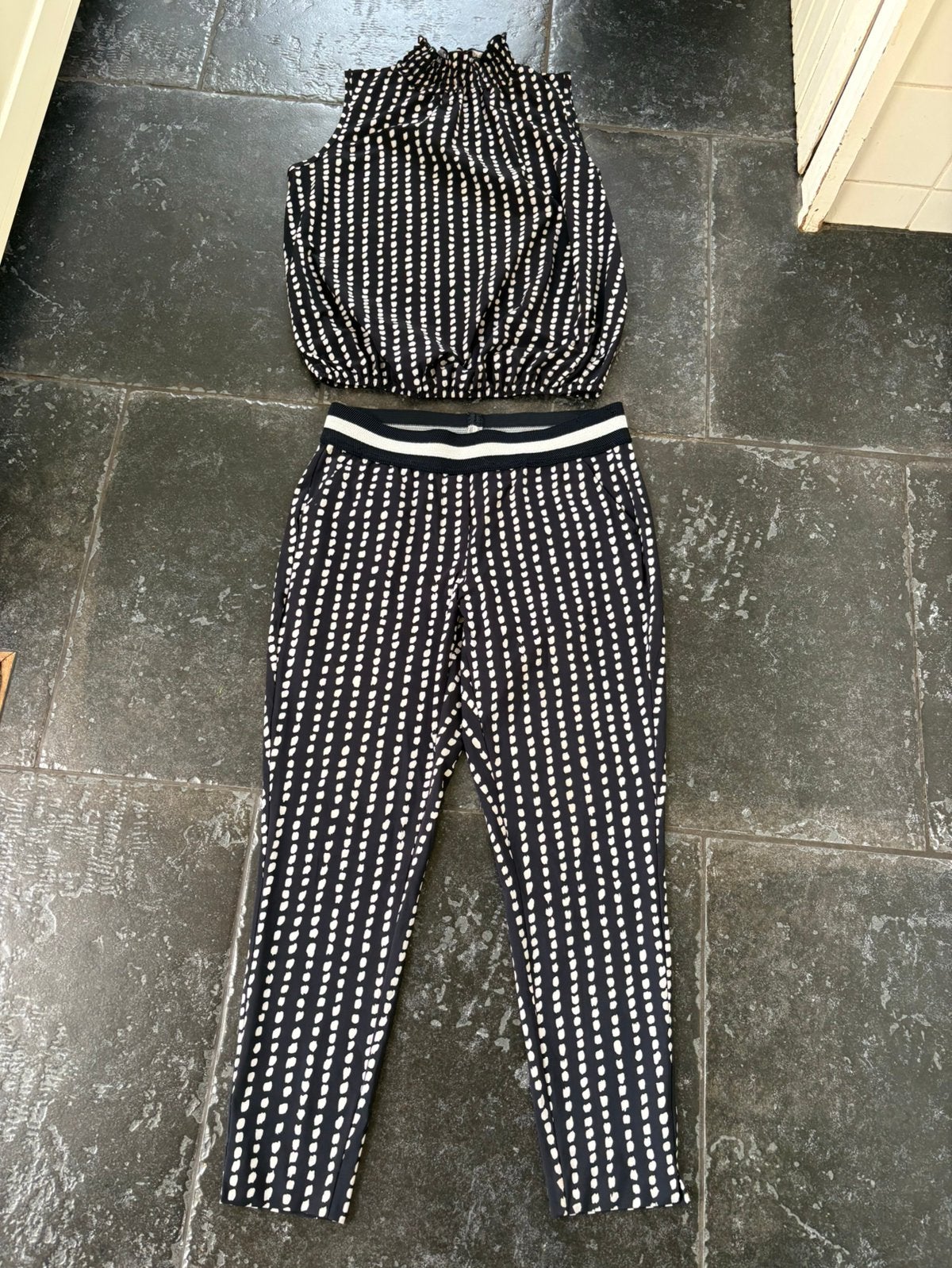 Studio Anneloes travel-set broek en top,samen €30(M/L), Ophalen of Verzenden, Zo goed als nieuw