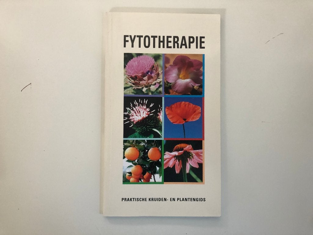 B634 Fytotherapie. Praktische kruiden- en plantengids., Ophalen of Verzenden, Gelezen, Natuur algemeen