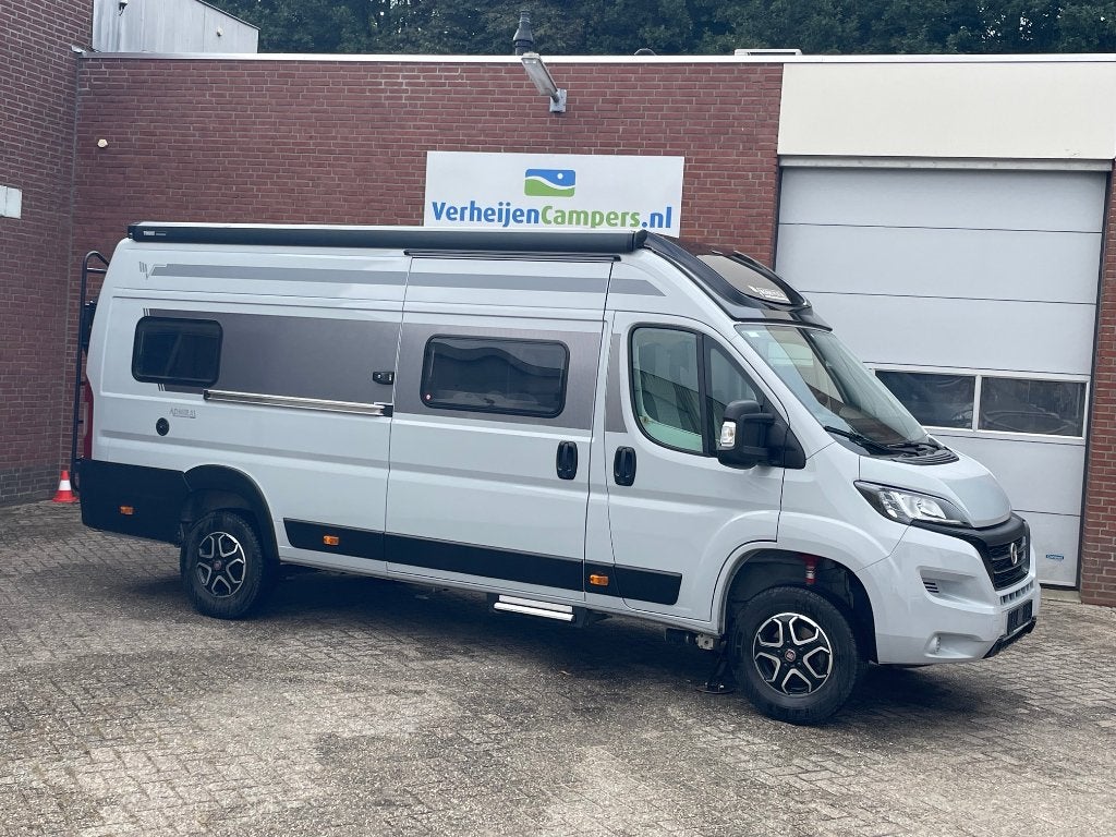 Mobilvetta Admiral K 6.3 Automaat LENGTEBEDDEN Full Options!, Caravans en Kamperen, Buscamper of Camperbus, Ringverwarming, Fiat