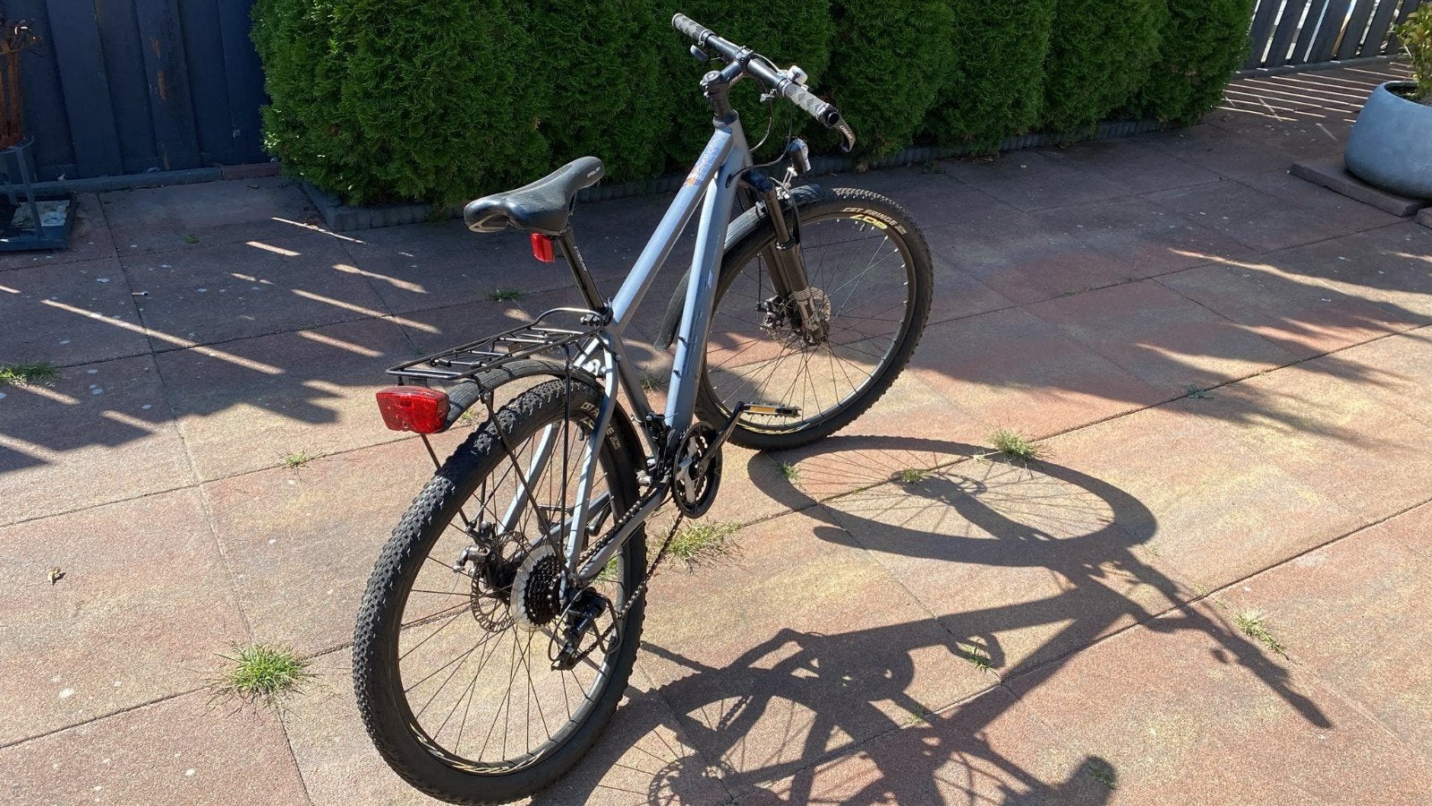 Mountainbike met krom achterwiel - ideaal voor handige koper, Fietsen en Brommers, Ophalen, Gebruikt, Overige merken