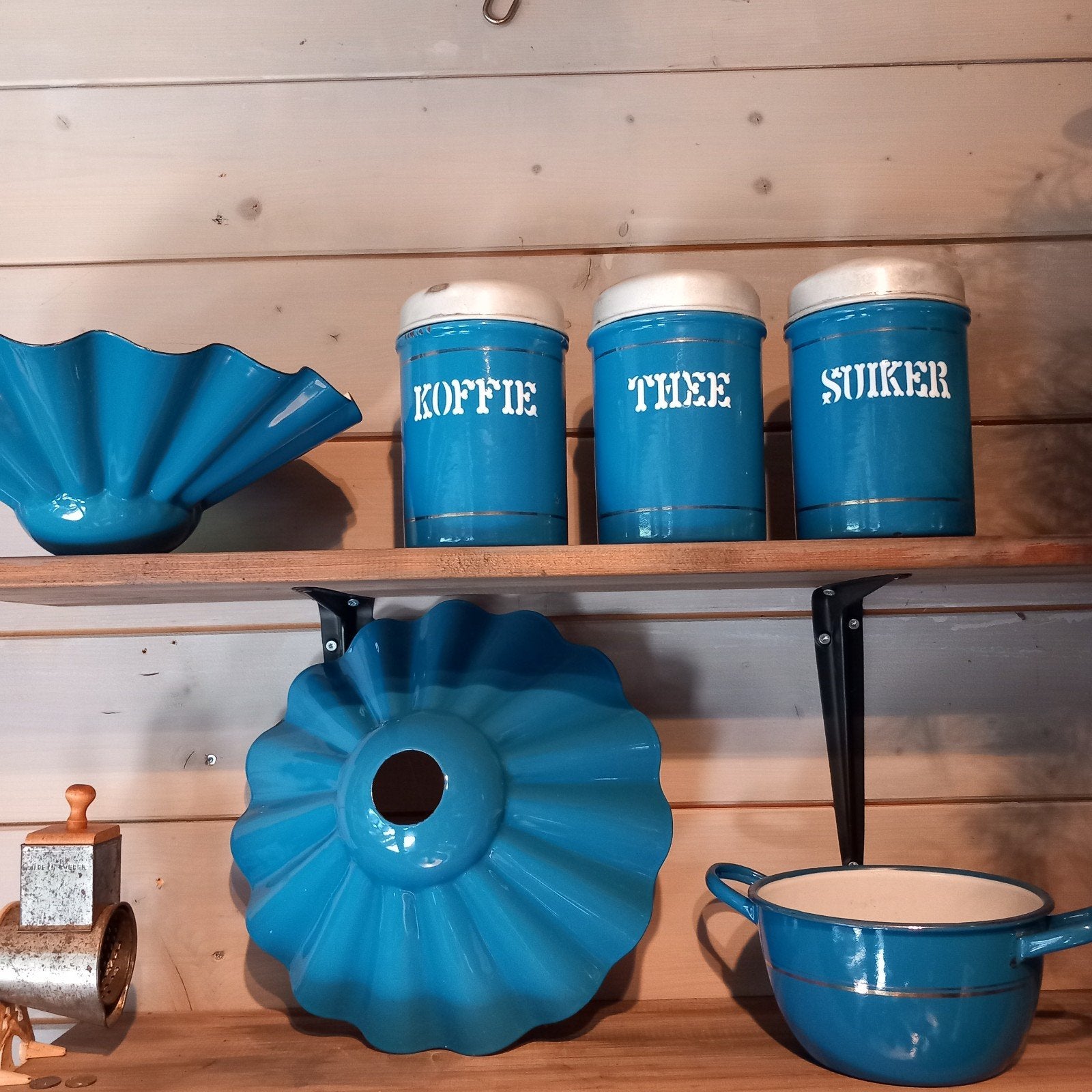 blauw emaille met gouden bies + lampenkappen, Antiek en Kunst, Ophalen of Verzenden